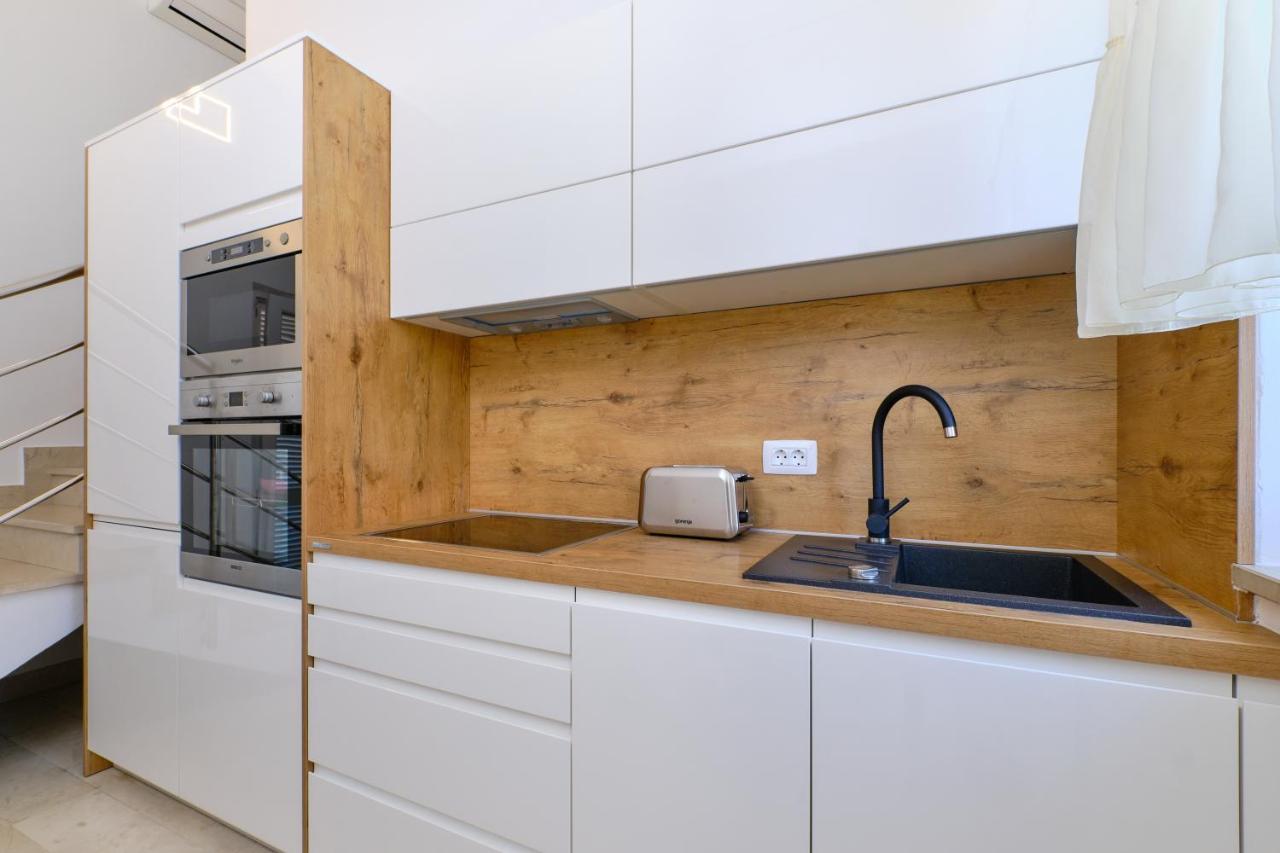 Leonida Apartment มาลีโลชินจ์ ภายนอก รูปภาพ